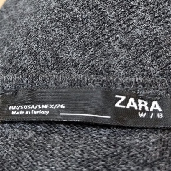 Zara Gray Sweater with Black Lace - Picture 5 of 5